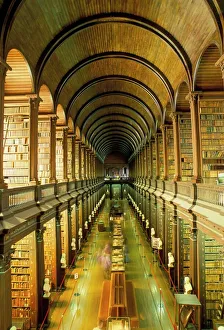 Images Dated 7th August 2008: Gallery of the Old Library