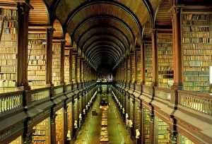 Images Dated 7th August 2008: Gallery of the Old Library