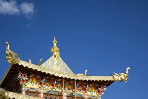 Images Dated 1st May 2008: Ganden Sumsteling Gompa (Gandan Sumtseling) (Songzanlin Si) Buddhist Monastery