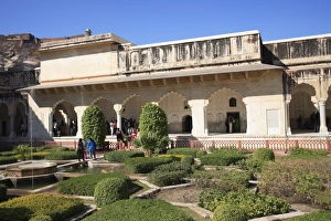 Tilting Prints: Gardens, Amber Fort Palace, Jaipur, Rajasthan, India, Asia