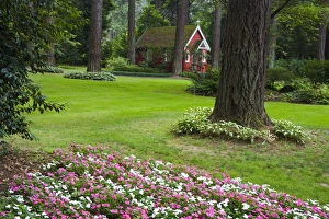 Images Dated 22nd August 2009: Gardens at The Grotto National Sanctuary of Our Sorrowful Mother in Portland