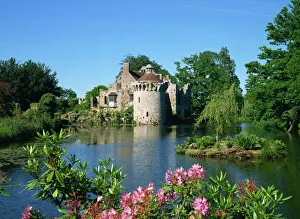 Gardens, Scotney Castle, Kent, England, United Kingdom, Europe Gardens, Scotney Castle, Kent, England, United Kingdom, Europe