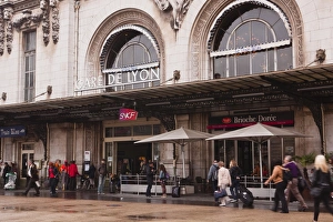Railway Station Prints: Gare de Lyon railway station in central Paris, France, Europe