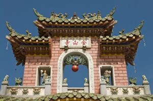 Images Dated 29th December 2009: Gate of the Assembly Hall of the Cantonese Chinese Congregation, Hoi An