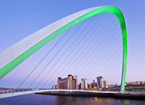 Gateshead Prints: Gateshead Millennium Bridge over River Tyne, Newcastle-upon-Tyne, Tyne and Wear, Tyneside
