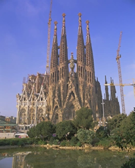 Images Dated 4th September 2008: Gaudi church architecture