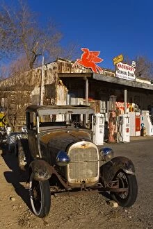 Images Dated 16th February 2007: General Store and Route 66 Museum, Hackberry, Arizona, United States of America