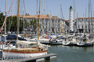 Charente Maritime Prints: General view of the Yatch basin and lighthouse, La Rochelle, Charente-Maritime