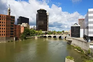 Images Dated 13th September 2007: Genesee River and skyline, Rochester, New York State, United States of America