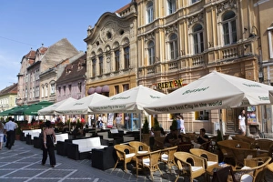 Images Dated 22nd June 2009: George Baritiu Street, Brasov, Transylvania, Romania, Europe