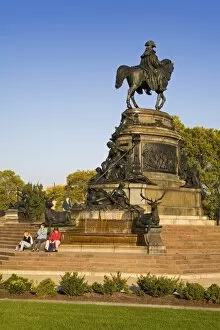 Images Dated 6th October 2008: George Washington Monument at Eakins Oval, Fairmount Park, Philadelphia