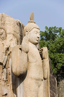 Sinelese Prints: Giant standing statue of the Buddha