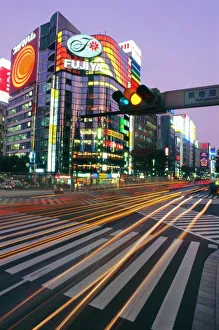 Images Dated 4th August 2008: Ginza, Tokyo, Japan