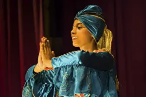 Costumes Prints: Girl performing the Mayura Vannama Peacock Dance in a tourist show at the Kandyan Arts Association Hall