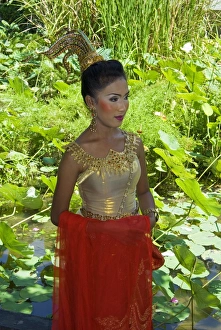 Girl in traditional Thai clothes