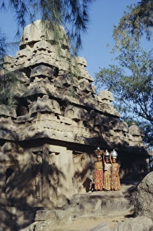 Whole Body Prints: Three girls carrying water pots