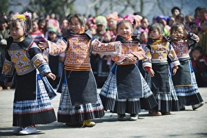 Images Dated 30th January 2009: Girls in ethnic costume at a 4 Seals Miao lunar New Year festival, Xinyao village