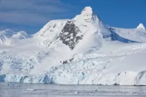 Images Dated 6th December 2008: Glacier and icebergs in Cierva Cove, Antarctica, Polar Regions