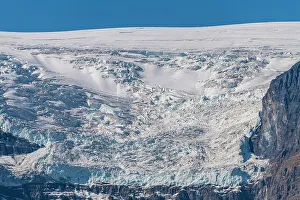 Glacier Parkway Prints: Glaciers looming over the Glacier Parkway, Alberta, Canada, North America