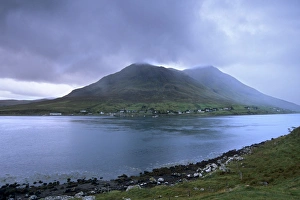 Cuillin Hills Prints: The Glamaig