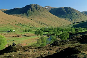 Images Dated 8th August 2008: Glen Lyon, River Lyon and Meggernie Castle