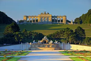 Gloriette and French Garden, Schonbrunn Palace, UNESCO World Heritage Site, Vienna, Austria, Europe
