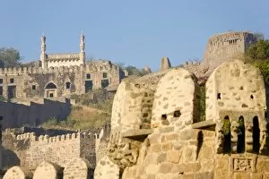 Images Dated 21st December 2007: Golconda fort, Hyderabad, Andhra Pradesh state, India, Asia