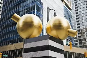 Images Dated 4th April 2009: Gold ball monument, downtown, Vancouver, British Columbia, Canada, North America