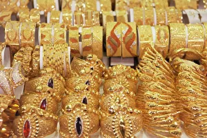 Images Dated 16th September 2009: The Gold Souk, Deira, Dubai, United Arab Emirates, Middle East