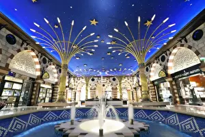 Fountains Prints: Gold Souk, Dubai Mall, the largest shopping mall in the world with 1200 shops