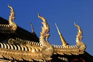 Golden dragon roof finials, Chiang Mai, Thailand, Southeast Asia, Asia