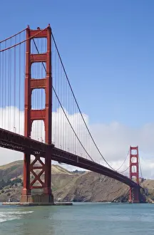 The Golden Gate Bridge, linking the city of San Francisco with Marin County