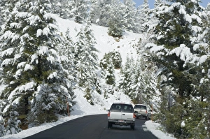Images Dated 6th October 2007: Golden Gate Canyon, Yellowstone National Park, UNESCO World Heritage Site
