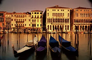 Images Dated 4th August 2008: Gondolas and houses