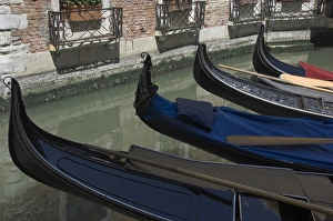 Gondolas Prints: Gondolas, Venice, UNESCO World Heritage Site, Veneto, Italy, Europe