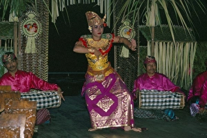 Balinese Tradition Prints: The Gong of Angklung Kocok