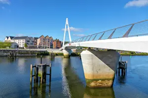 Clyde Prints: Govan-Partick Bridge spans River Clyde in Glasgow