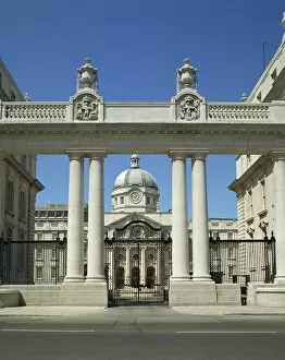 Images Dated 17th November 2008: Government building, Dublin, Republic of Ireland, Europe