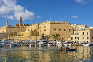 Watercraft Prints: Grand Harbour looking towards Cospicua, Malta