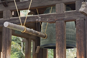 Images Dated 9th November 2007: Great Bell of Todai-ji