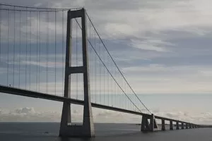 Suspension Collection: Great Belt Bridge, between Fyn and Sjaelland, Denmark, Scandinavia, Europe