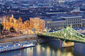 Danube Prints: Great Market building, Independence Bridge