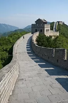 Images Dated 29th August 2010: The Great Wall of China at Badaling, UNESCO World Heritage Site, China, Asia