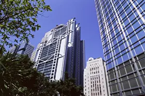 H. S. B. C. Building on left, old Bank of China Building in centre, and Cheung Kong Center on right