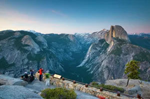 Images Dated 12th May 2009: Half Dome from Glacier Point, Yosemite National Park, UNESCO World Heritage Site