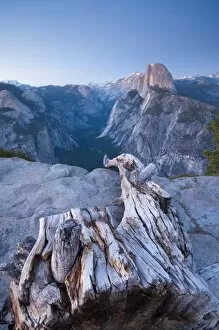 Images Dated 12th May 2009: Half Dome from Glacier Point, Yosemite National Park, UNESCO World Heritage Site