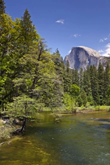 Half Dome granite monolith, Merced River, Yosemite Valley, Yosemite National Park