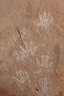 Images Dated 15th February 2010: Hand pictographs, Honanki Heritage Site, Coconino National Forest, Arizona