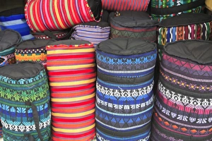 Images Dated 28th November 2007: Handicraft Market, Panajachel, Lake Atitlan, Guatemala, Central America