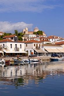 Images Dated 1st November 2007: The harbor of Galaxidi, Greece, Europe